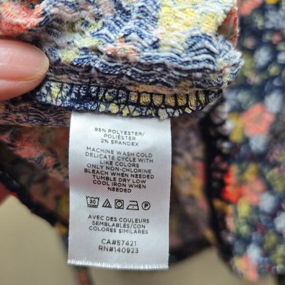 Ann Taylor LOFT Floral Print Puff Sleeve Blouse Top Preppy Multicolor Size Small - Picture 6 of 6